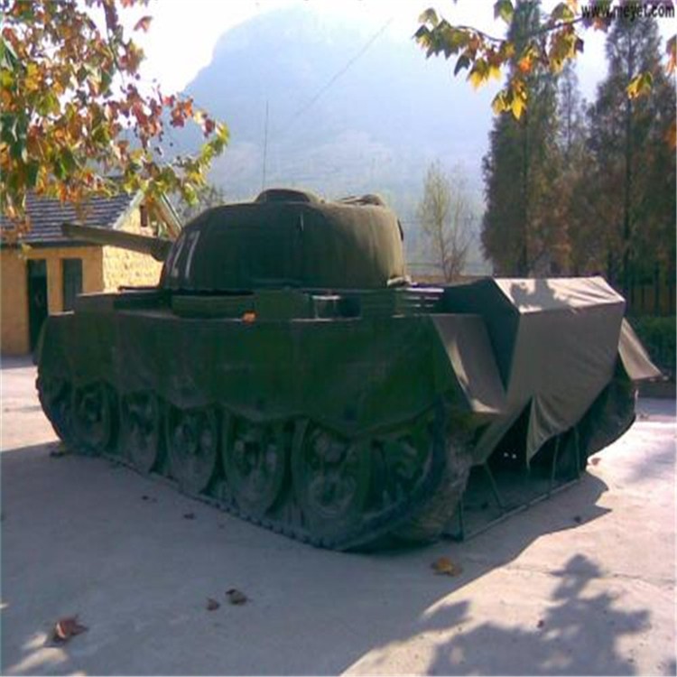 万宁大型充气坦克